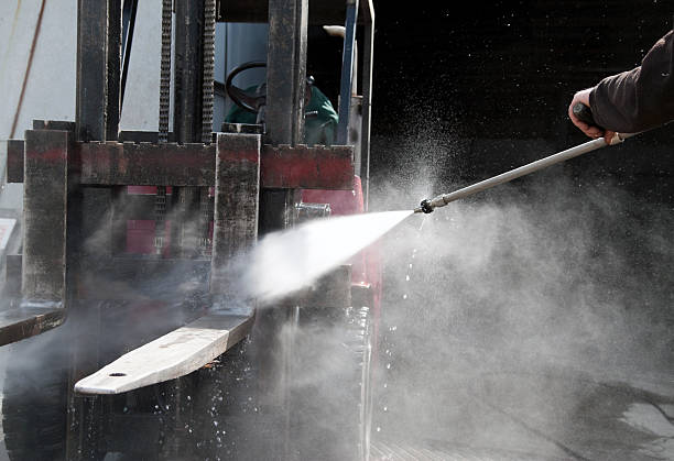 Best Machinery and Equipment Cleaning  in Washgton, IN